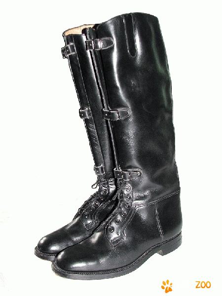 Cizme vintage din piele parada
