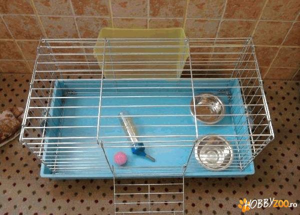 Cusca rozatoare cu adapatoare